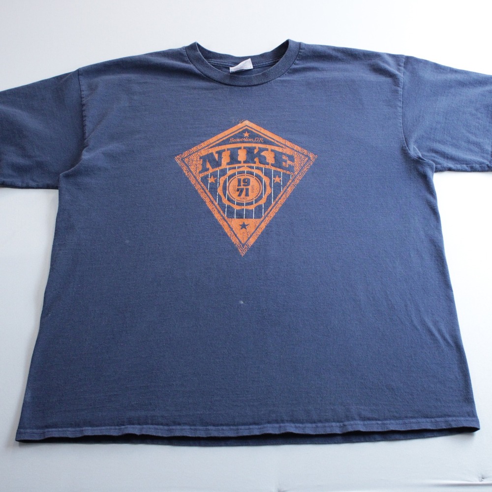 Nike Mens XL Navy Blue Graphic T-Shirt Beaverton Oregon 1971 Sports Fan Tee